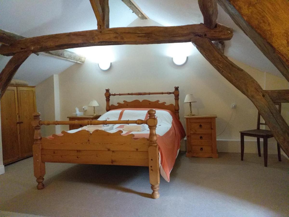 Bed and Breakfast Ancienne Ecole Cazaux-Villecomtal Экстерьер фото