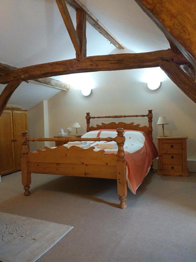 Bed and Breakfast Ancienne Ecole Cazaux-Villecomtal Экстерьер фото